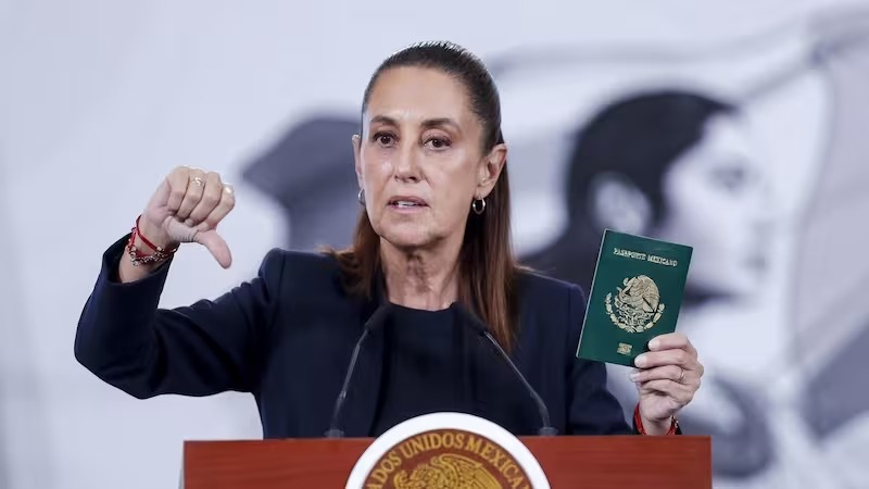 México prohíbe el ingreso y la salida del país a ciudadanos y extranjeros que no completaron este trámite en su pasaporte