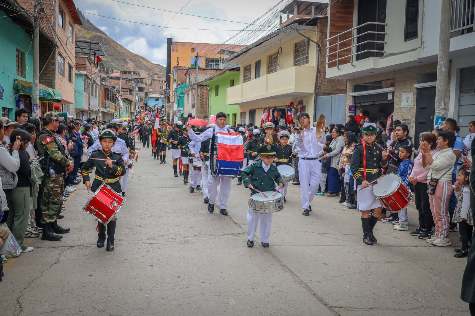 ¡Con orgullo participamos en el Desfile Cívico Patriótico por Fiestas Patrias!