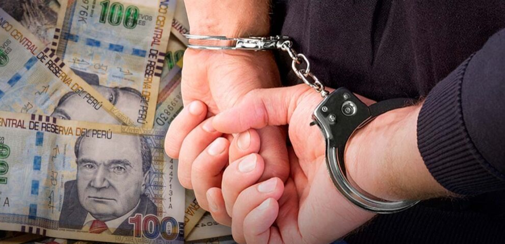 Condenan a expolicía que movió más de un millón de dólares en efectivo que provenía de una defraudación tributaria