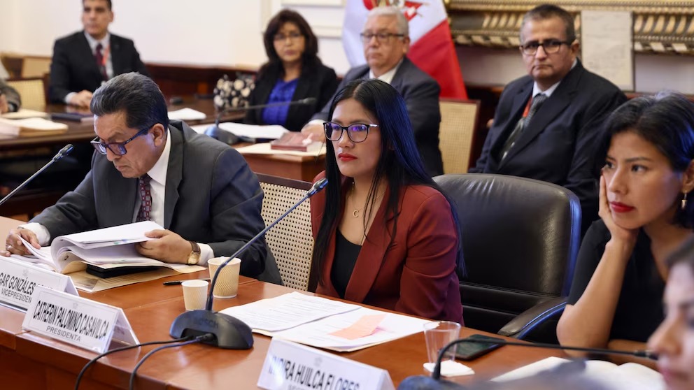 Comisión de Diputados aprueba derogar leyes “procrimen” sobre Fuero Militar e investigación a cargo de la PNP
