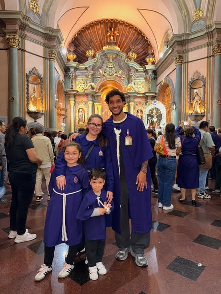 Mis Papás y Alianza Lima me enseñaron a creer y conocer al Señor de los Milagros